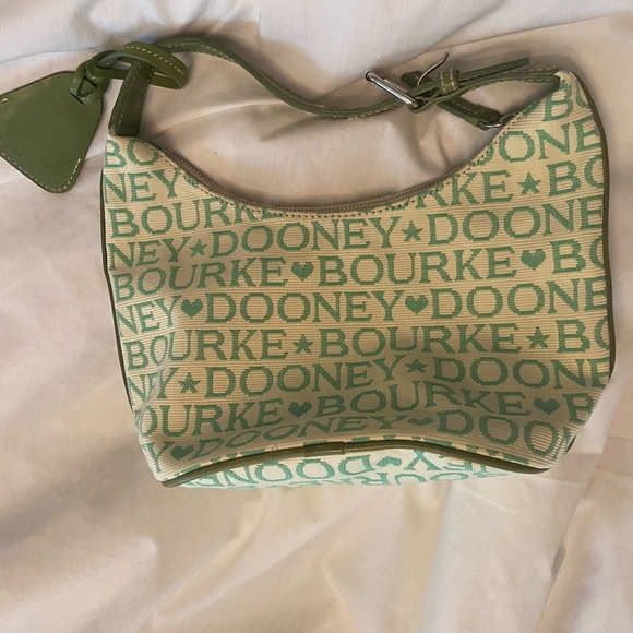 NWT Dooney & Bourke Monogram Hearts and Stars Adjustable Hobo Shoulder Bag - Picture 10 of 16